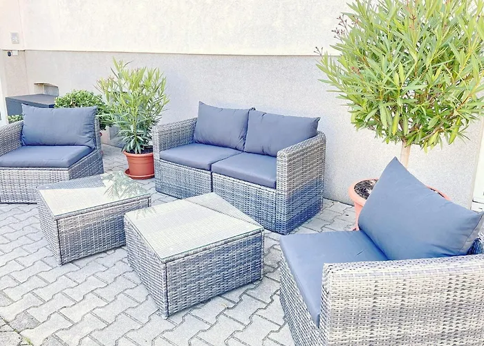 Lilie דירה לובנאו